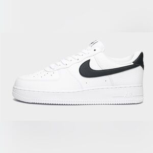 Nike Air Force 1 size 9